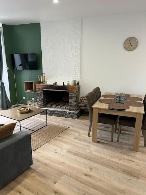 Apartament Le Chaleureux Luchonnais Bagnères-de-Luchon Zewnętrze zdjęcie